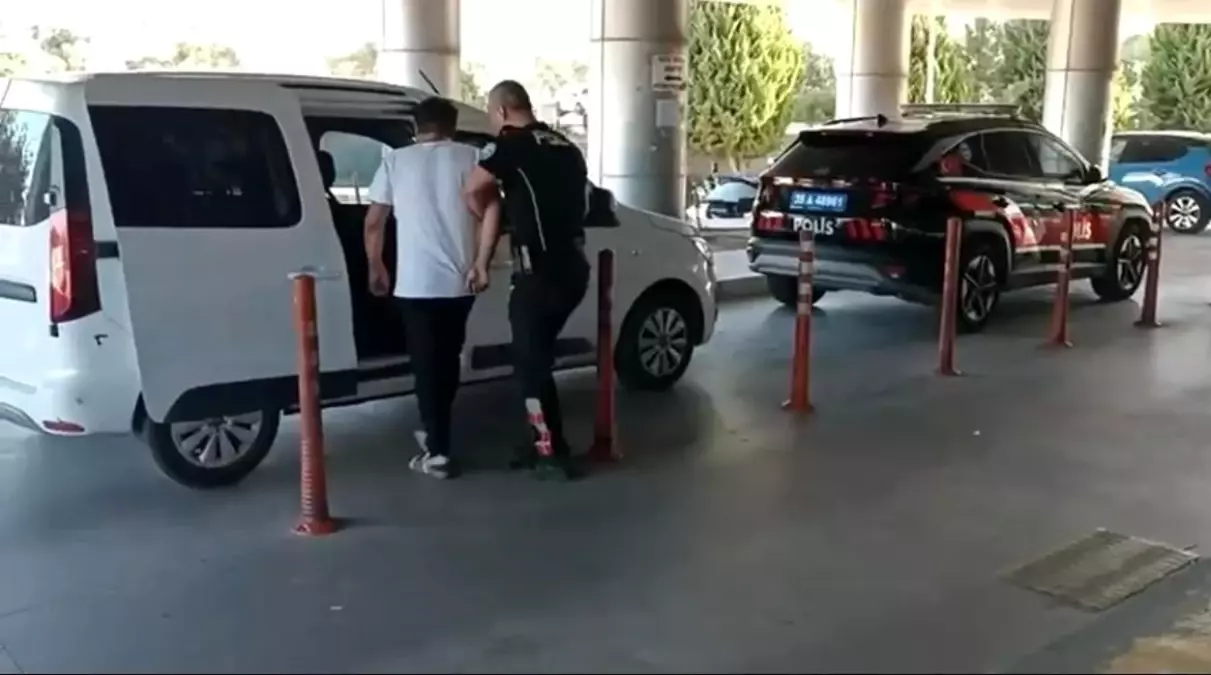 İzmir\'de Eş Zamanlı Operasyon: 114 Gözaltı