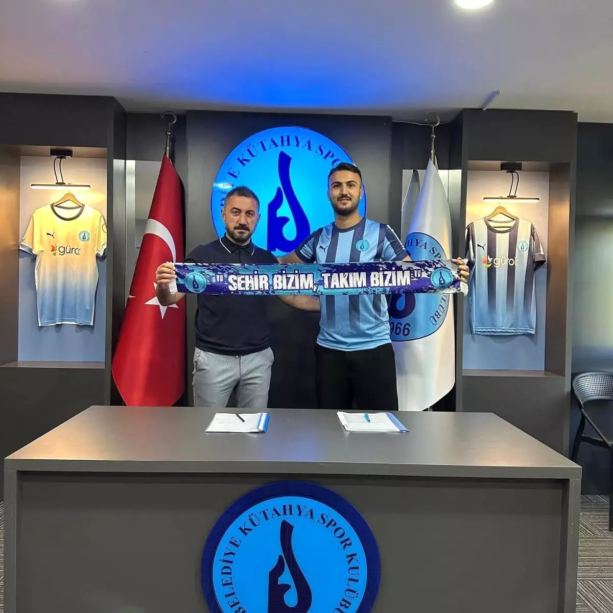 Karşıyaka, Ömer Faruk Sezgin ile Anlaştı