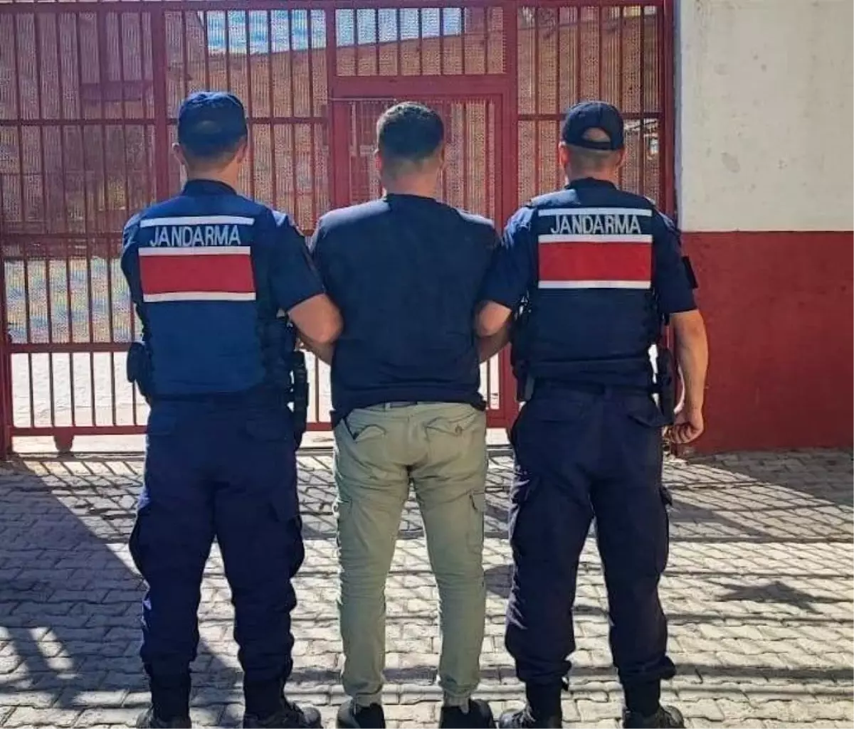 Aydın\'da Kasten Öldürme Zanlısı Yakalandı