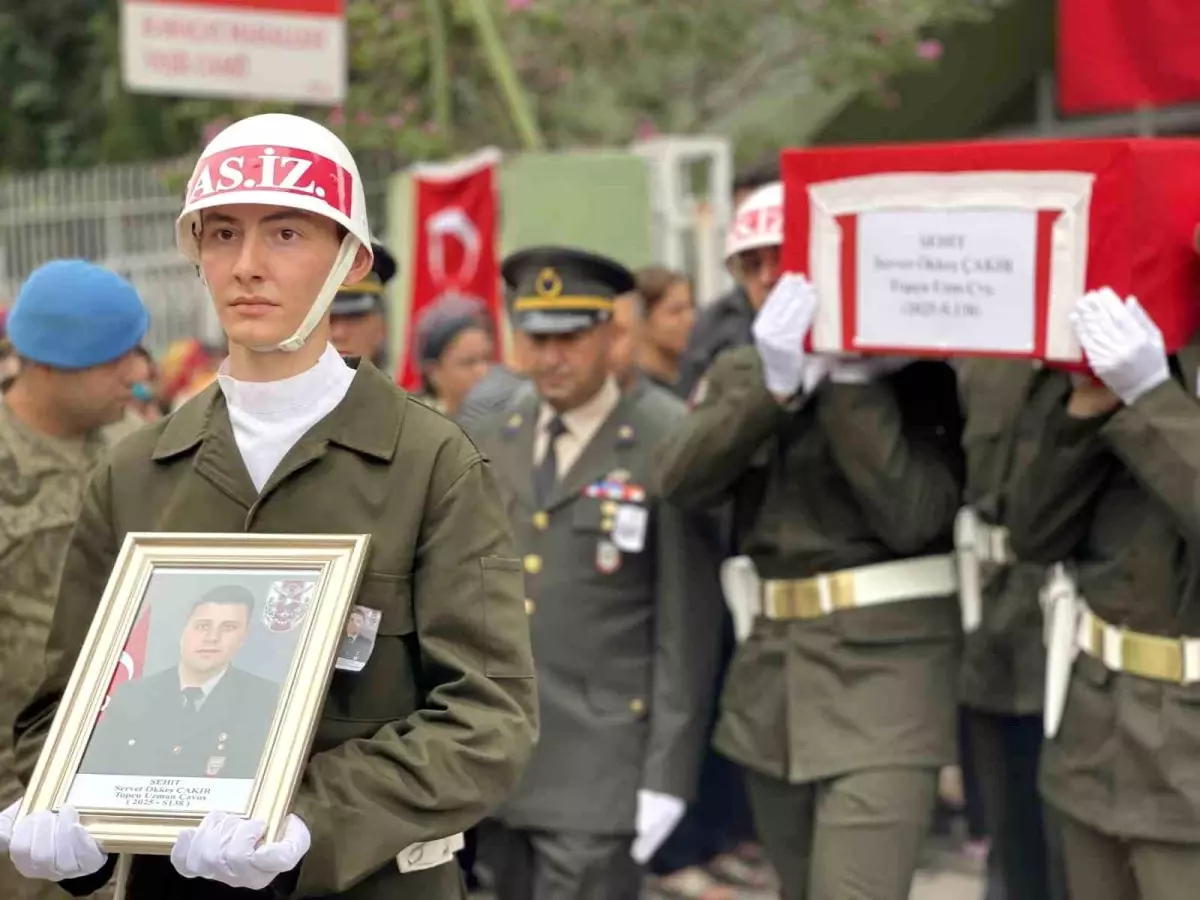 Şehit Uzman Çavuş Çakır, Osmaniye\'de son yolculuğuna uğurlandı