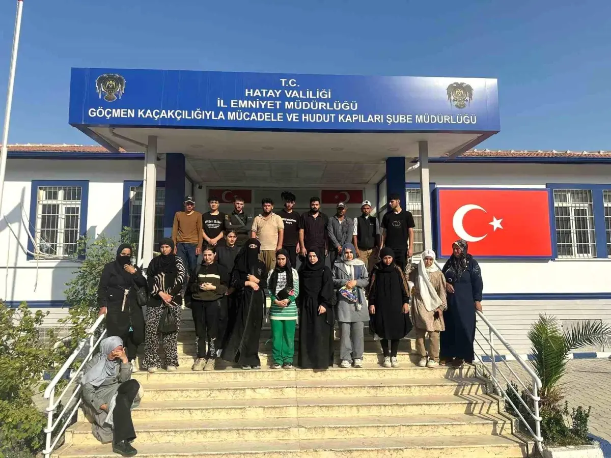 Hatay\'da 24 Kaçak Göçmen Yakalandı