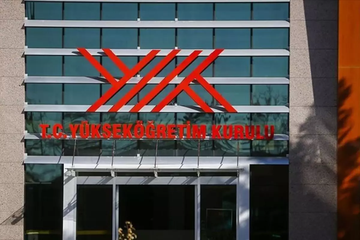 YÖK Başkanlığı\'na yeniden Erol Özvar getirildi