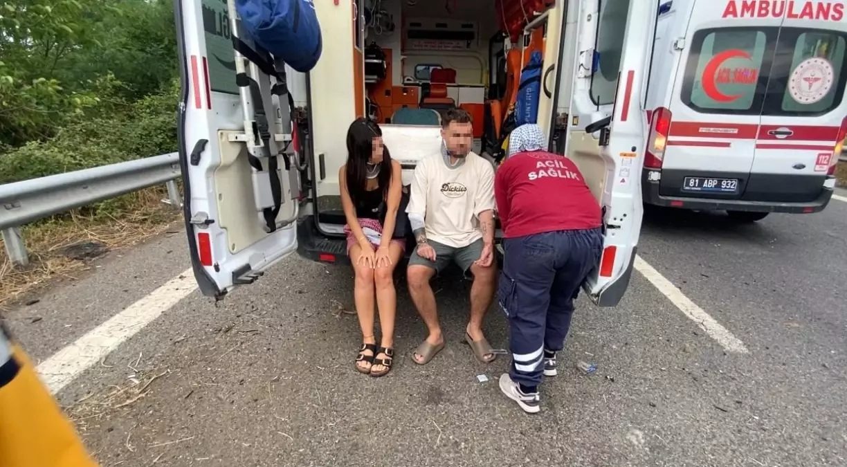Şarkıcı Çağan Şengül, Düzce\'de Kaza Geçirdi