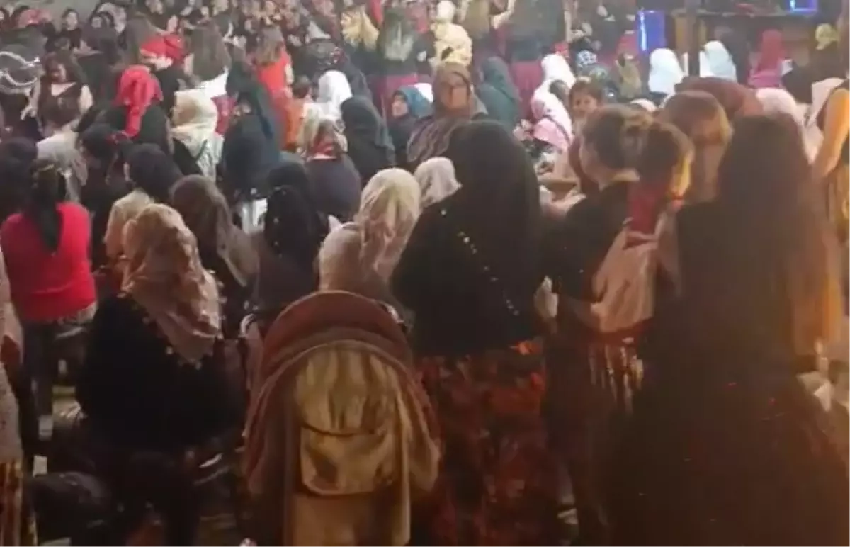 İnegöl\'de Şalvar Gecesi Coşkusu