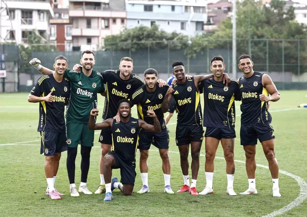Fenerbahçe Feyenoord Maçına Hazırlanıyor