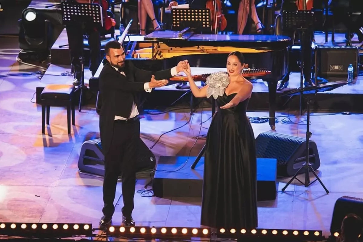 Kartaca Uluslararası Festivali\'nde Türk sanatçılar salonu coşturdu