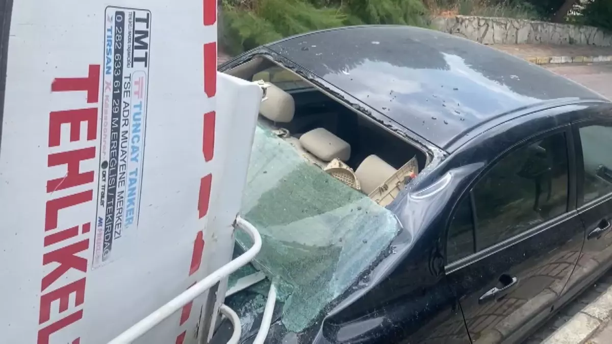 Üsküdar\'da Tanker Kazası: Yolda Sıkıntı