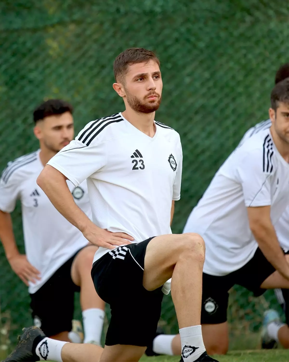 Altay\'da Yönetim Krizi ve Küme Düşme Tehlikesi