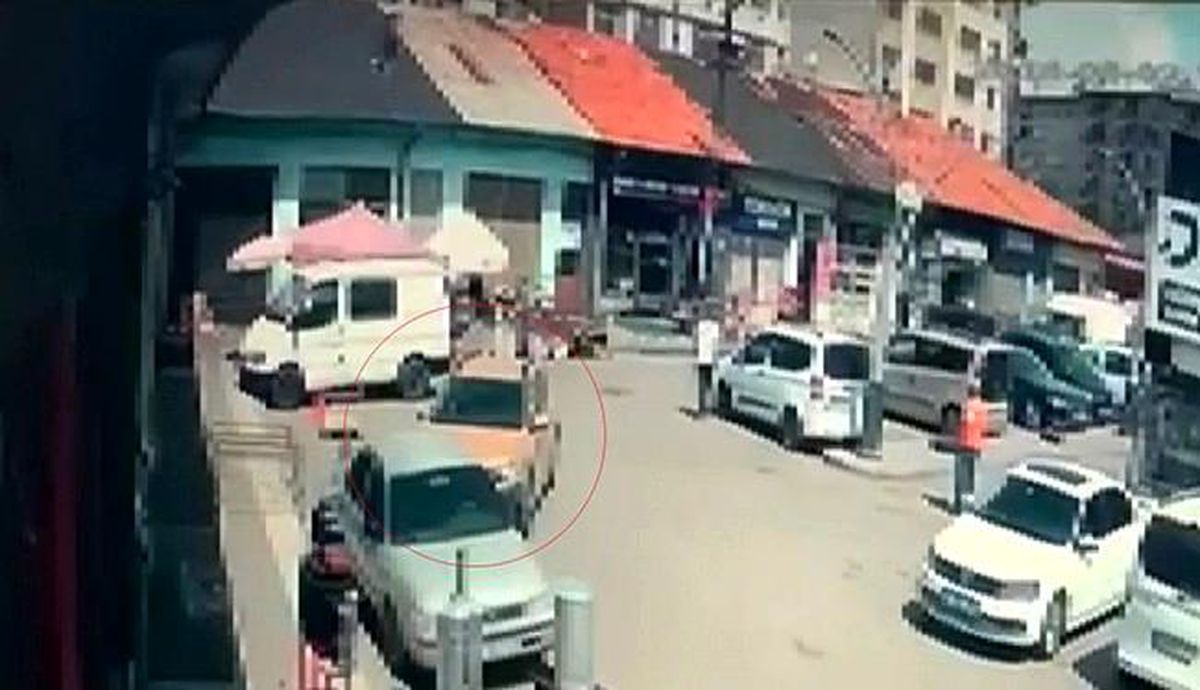 Sivas\'ta Kontrolden Çıkan Araç 6 Araca Çarptı