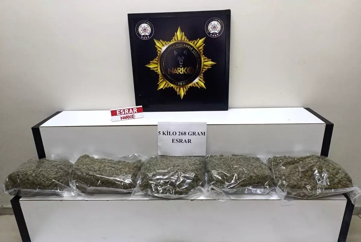 Edremit\'te 5 Kg Esrar Ele Geçirildi