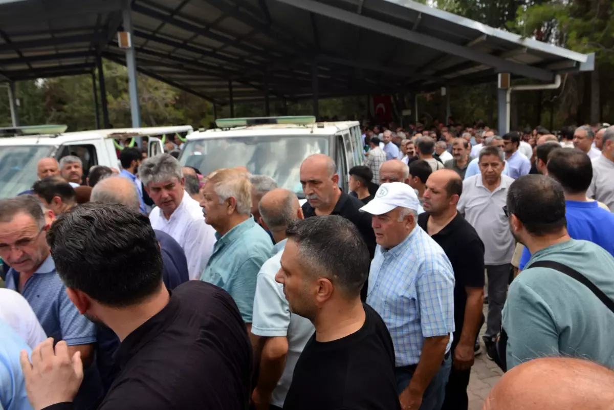 Traktör Kazasında Hayatını Kaybeden Başkan Uğurlandı