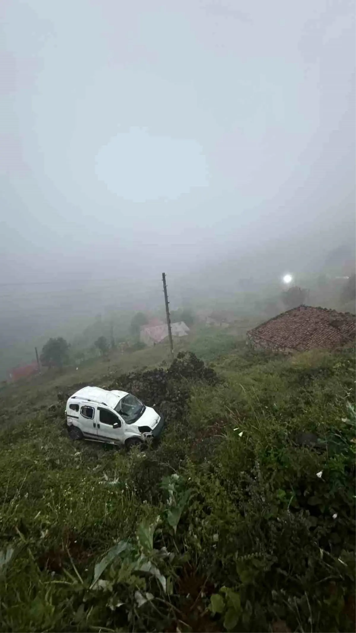 Gümüşhane\'de Sisli Yolda Kaza: 5 Yaralı
