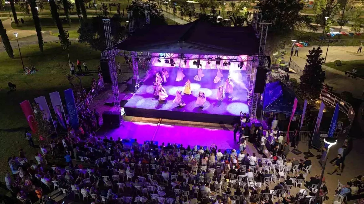 Gaziantep\'te 9. Hemşehri Dernekleri Festivali Renkli Görüntülere Sahne Oldu