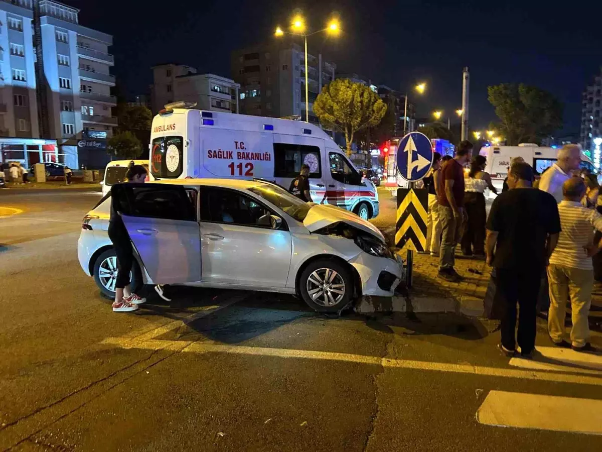 Kahramanmaraş\'ta Trafik Kazası: 4 Yaralı