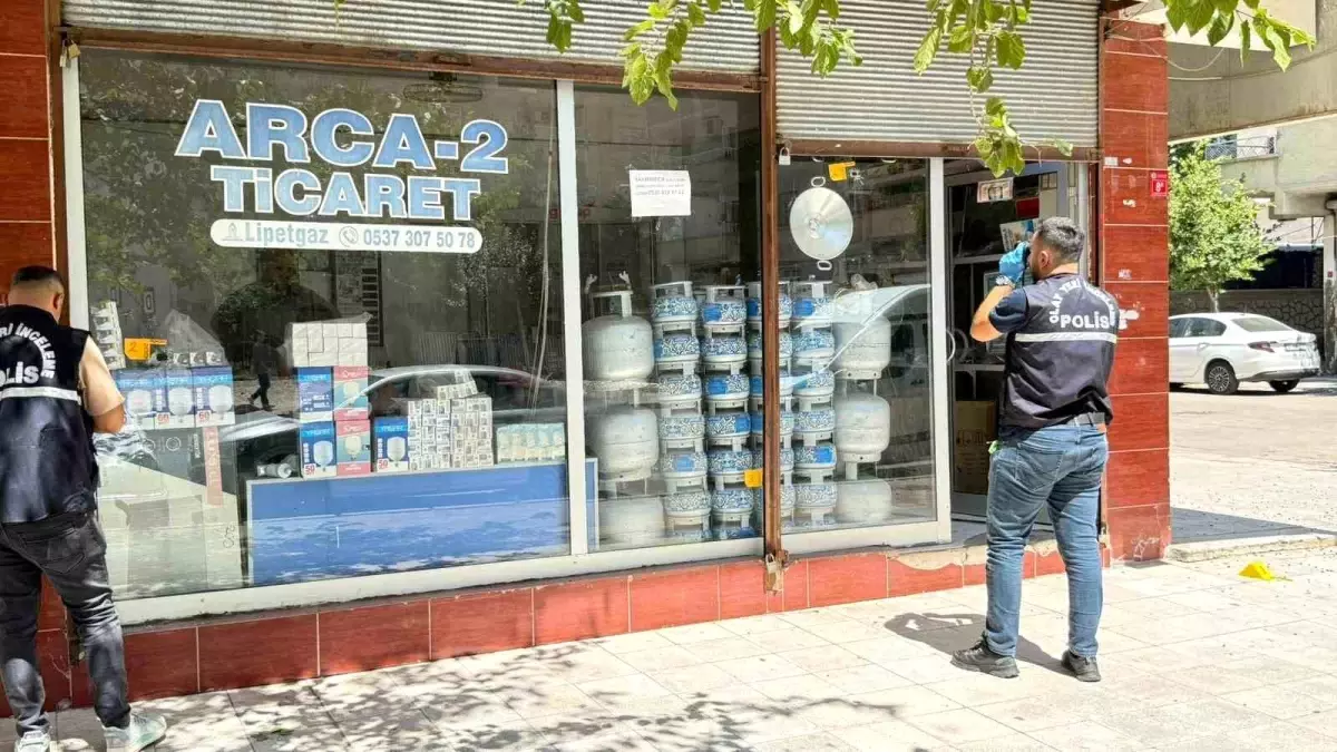 Diyarbakır\'da Silahlı Kavga: 12 Yaralı
