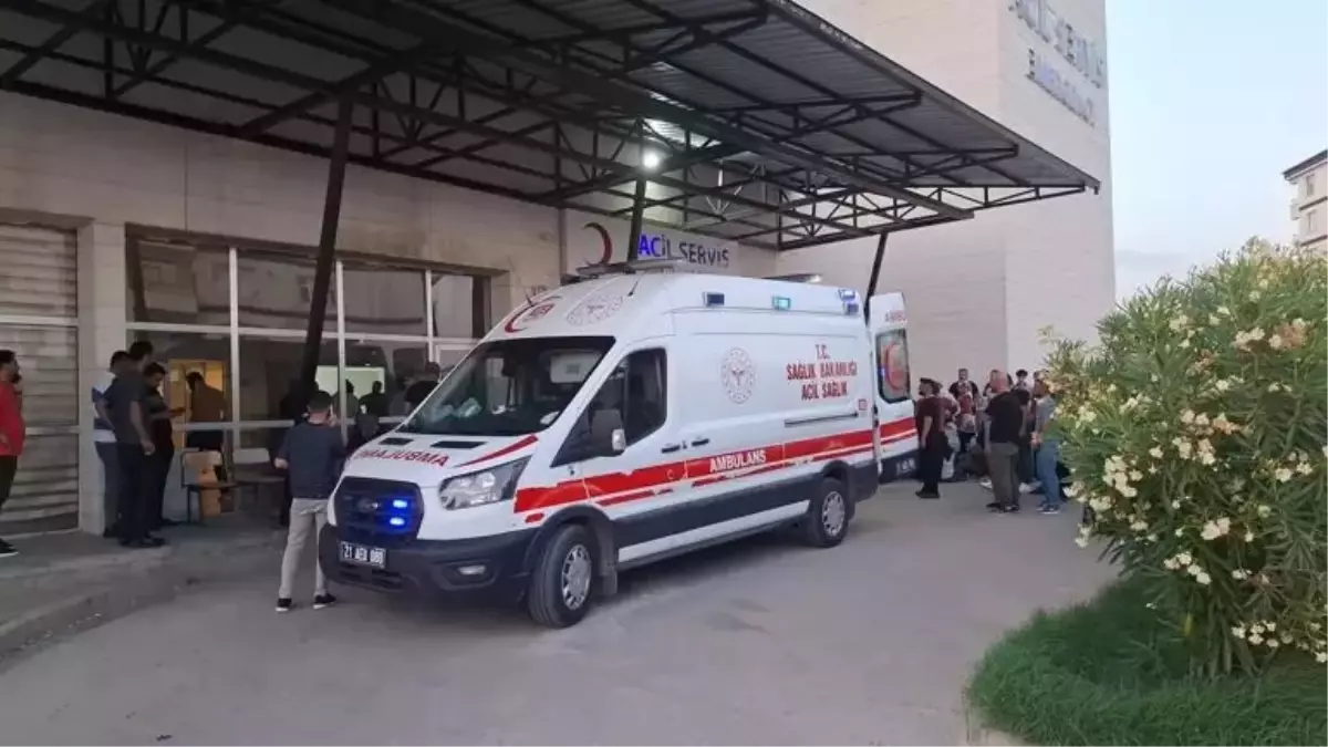 Durakta bekleyen adamın infaz edildiği anlar ortaya çıktı