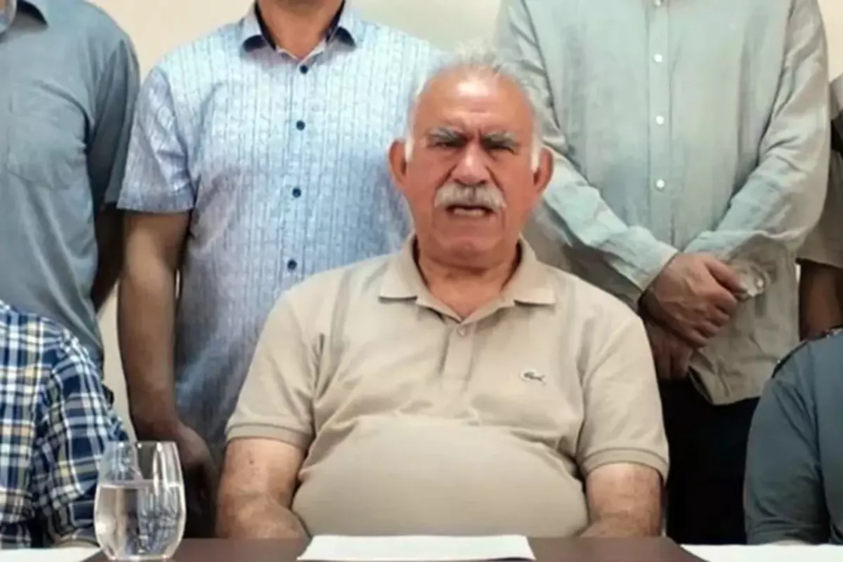 Günün bomba siyaset iddiası! Öcalan, Erkan Baş\'a "Parti kur" mesajı gönderdi