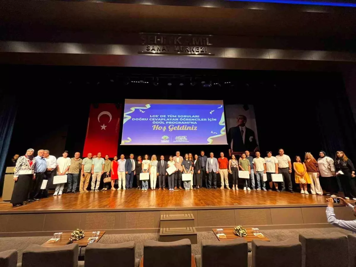 Başarılı Öğrencilere Bilgisayar Ödülü