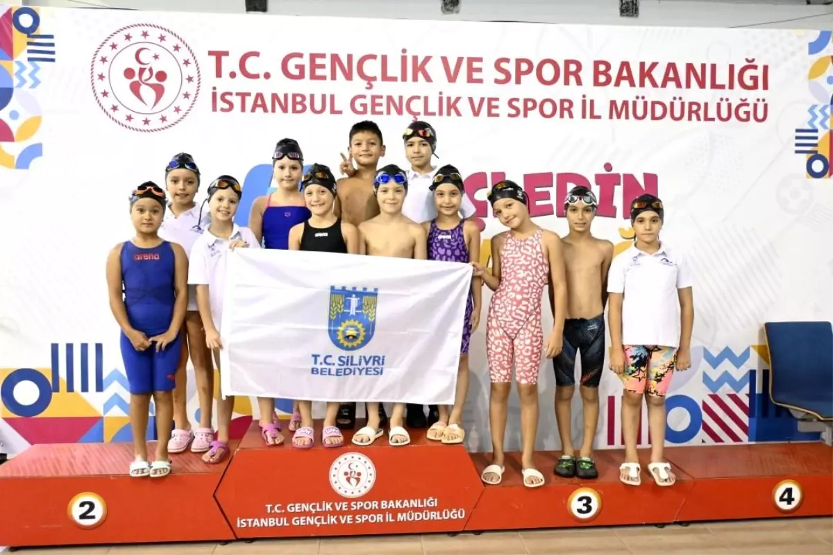 Silivri Belediyesi Spor Kulübü Yüzme Takımı, 20 Madalya Kazandı