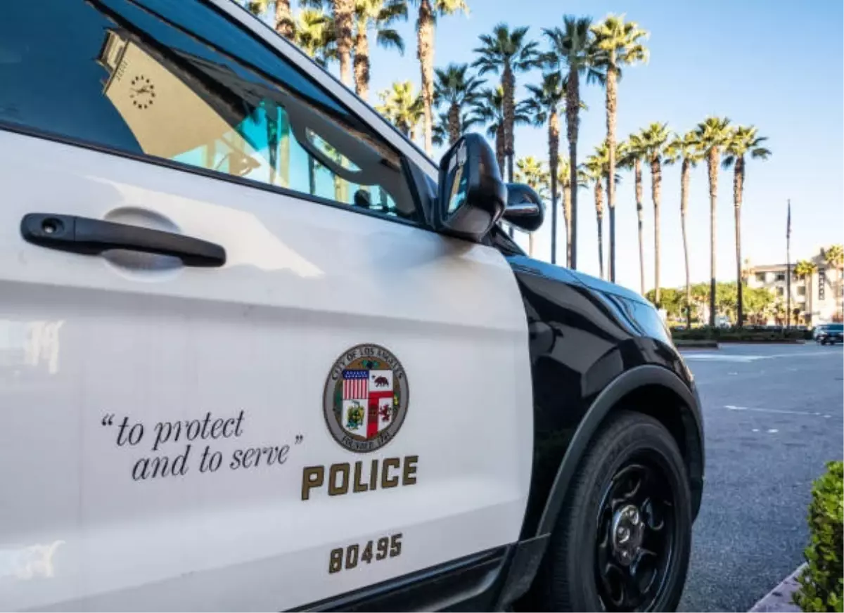 Los Angeles\'ta Silahlı Saldırı: 2 Ölü, 6 Yaralı