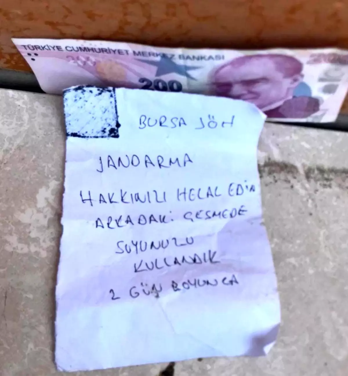 Jandarmadan Duygusal Not