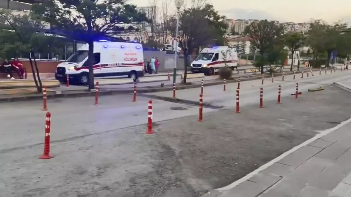 Hastanede Yangın: Hastalar Tahliye Edildi