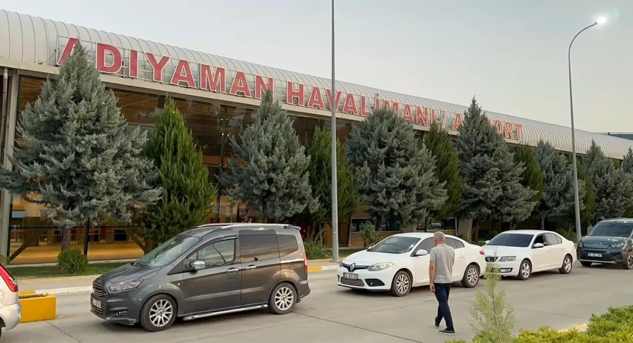 Adıyaman Havalimanı\'nda Silahlı Saldırı