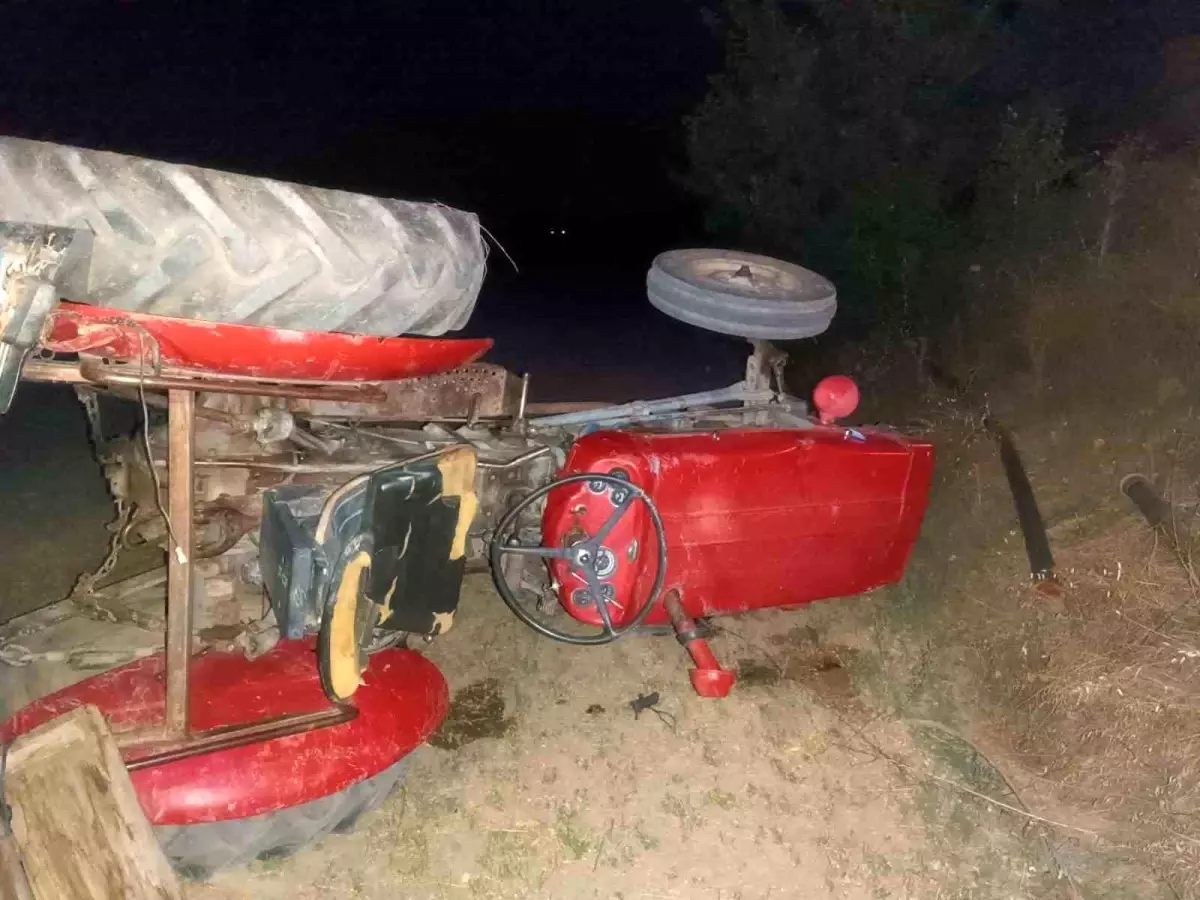 Taşköprü\'de Traktör Devrildi: 2 Yaralı