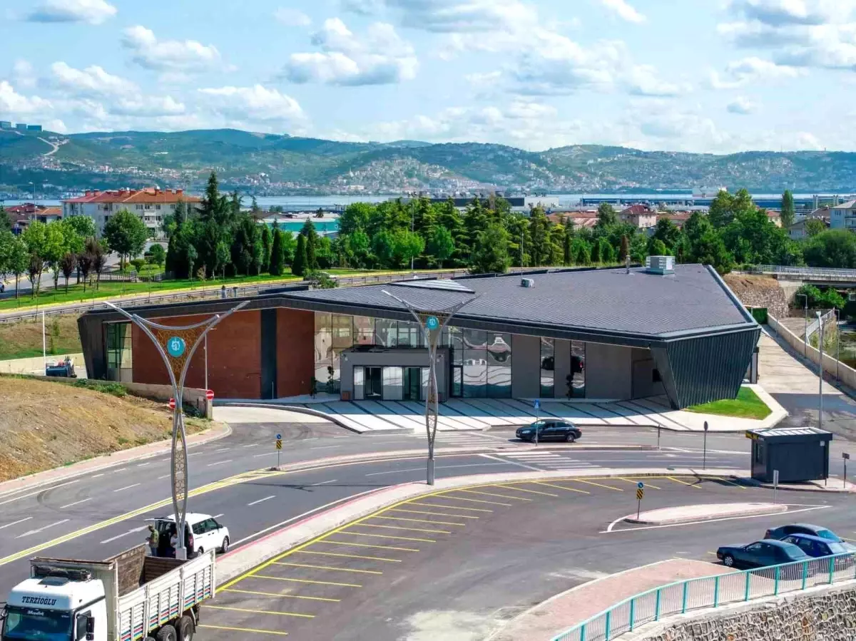 Kocaeli\'de Modern Otogarlar Hizmete Açıldı