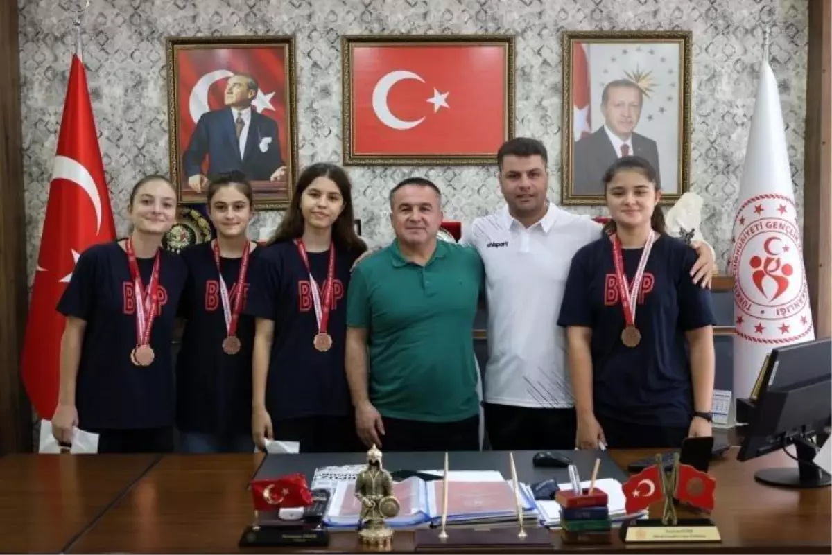 Bilecikli Sporculardan Demir\'e Ziyaret