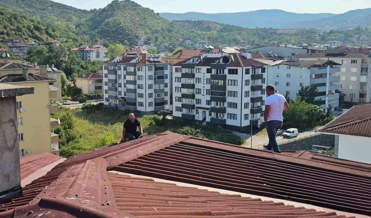 Kastamonu\'da İntihar Girişimi: Ekipler 3 Saat Süren Çaba ile Şahsı Kurtardı