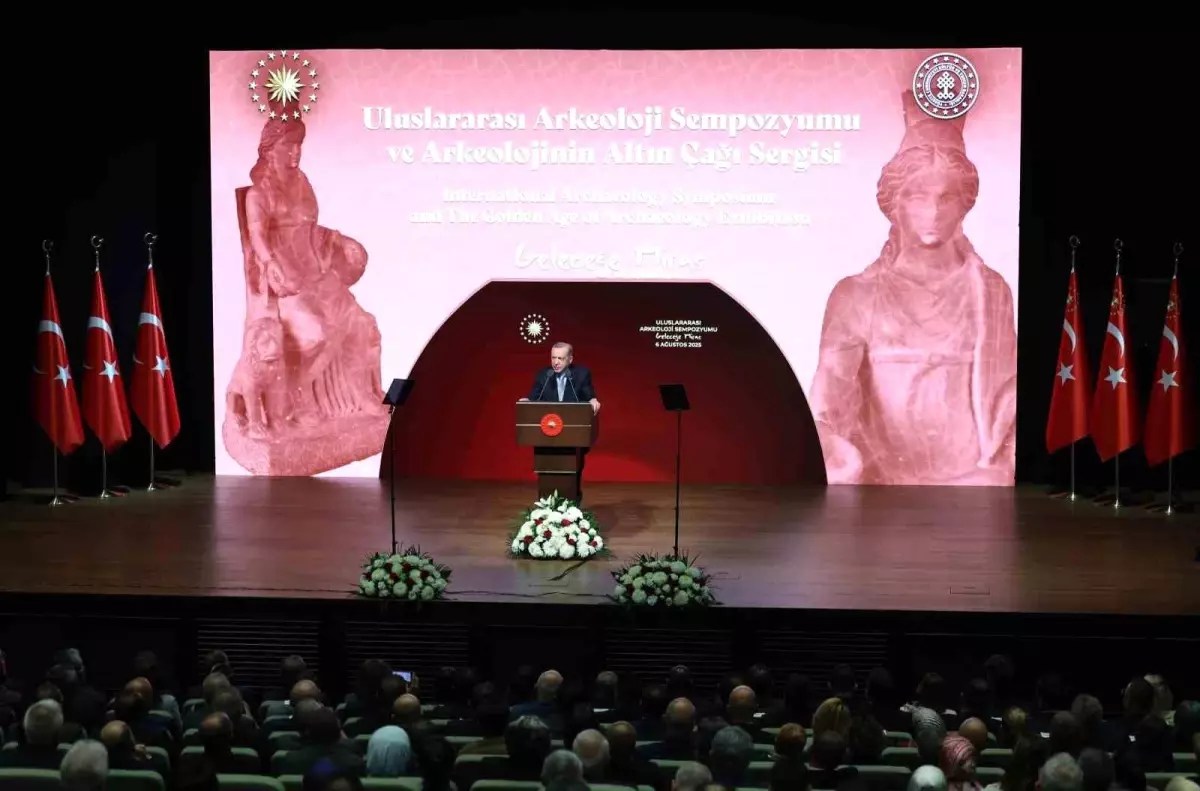 Cumhurbaşkanı Erdoğan: "2002\'den bugüne tam 13 bin 291 tarihi eserin ana vatana iade edilmesini sağladık"