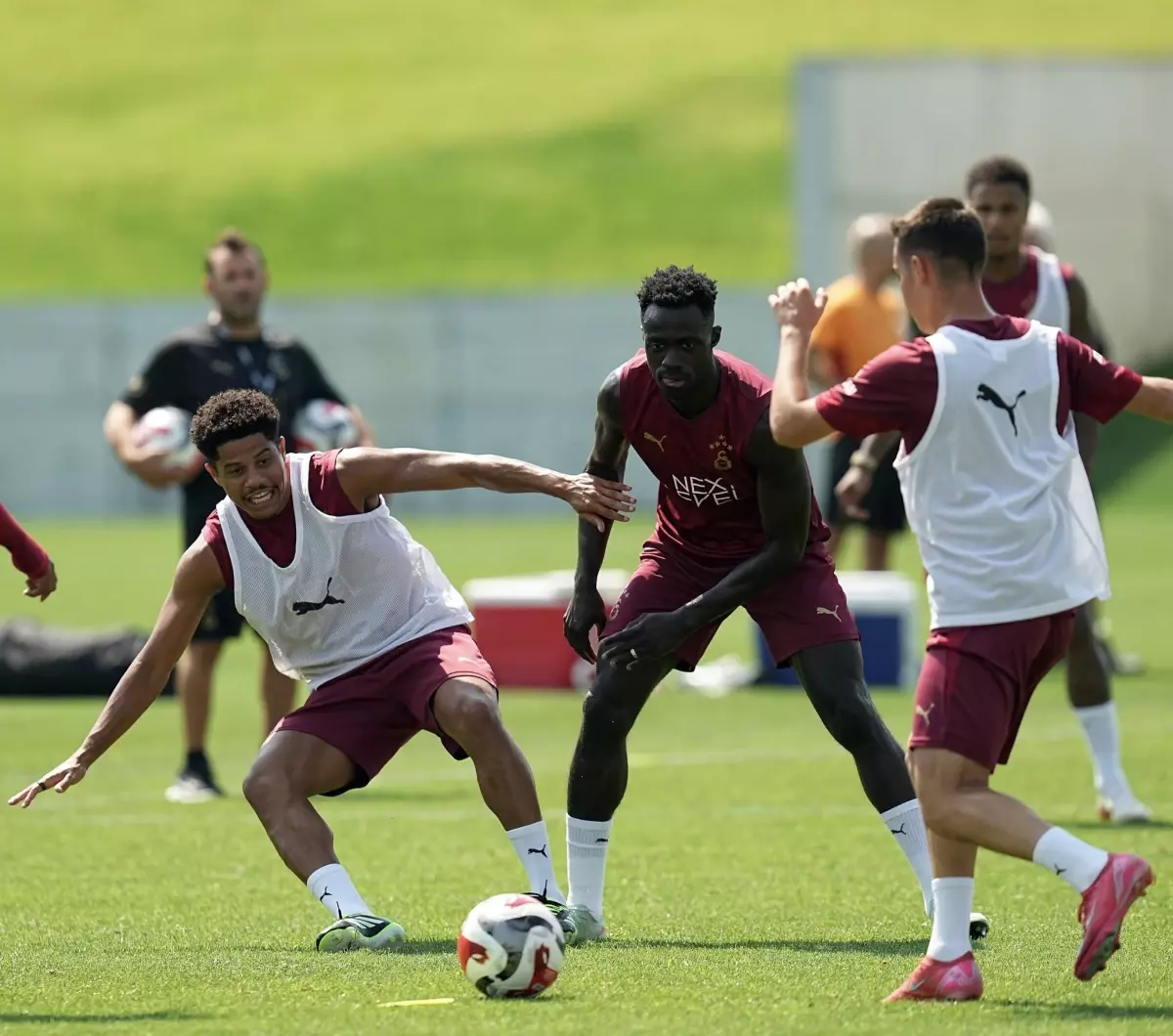 Galatasaray\'ın Maç Hazırlıkları Devam Ediyor