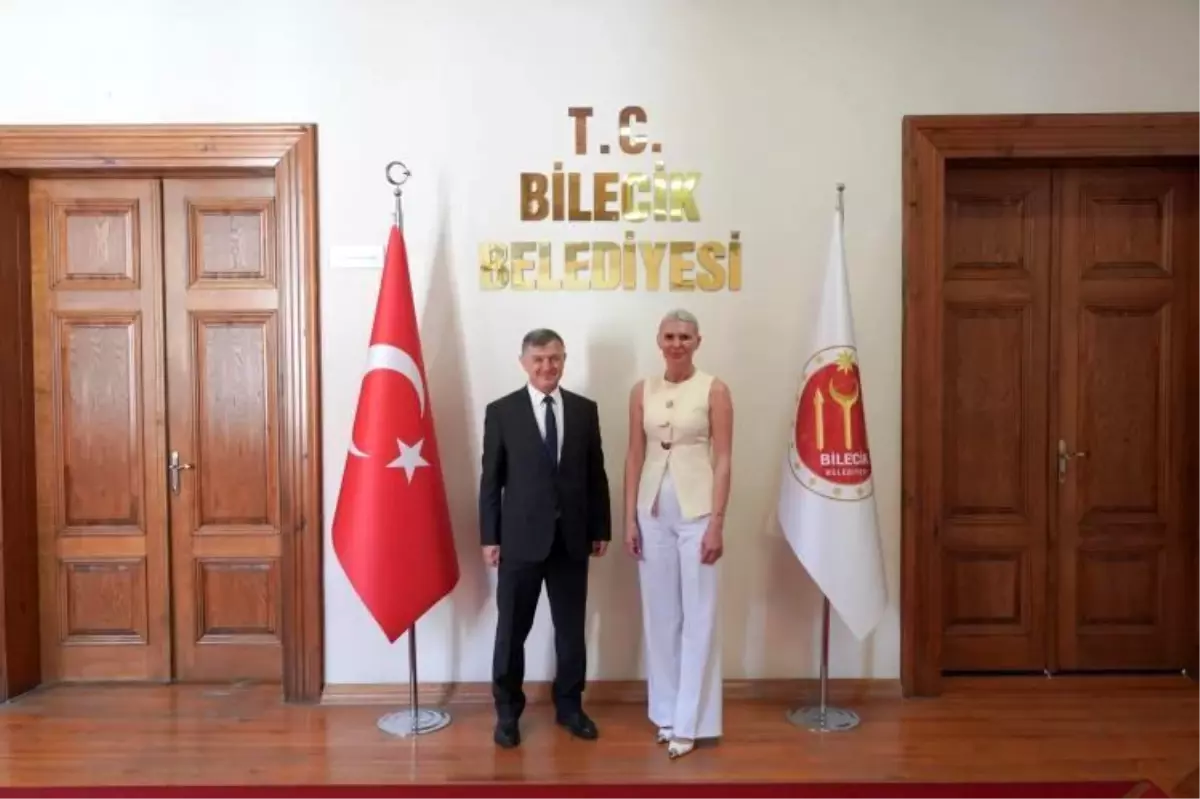 Bilecik\'te İl Jandarma Komutanı Erbakıcı\'ya Veda Yemeği
