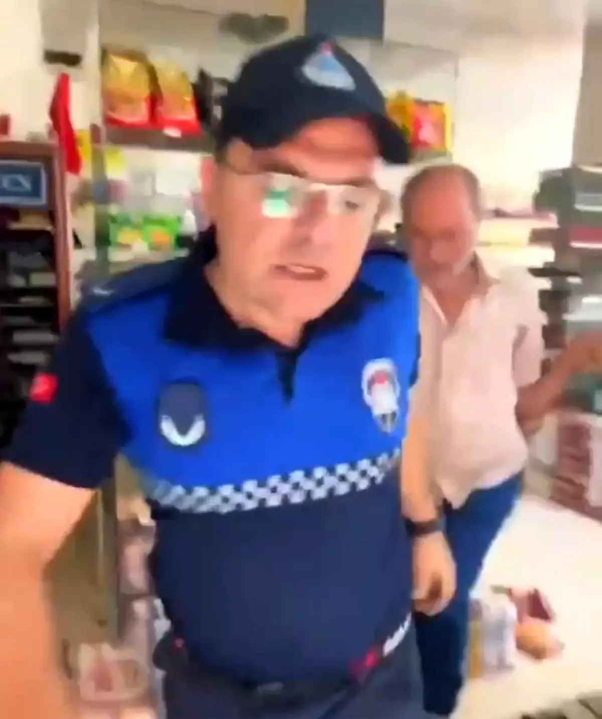 Gaziantep\'te Zabıta Ekiplerine Mukavemet Eden İki Şahıs Hakkında Hukuki Süreç Başlatıldı