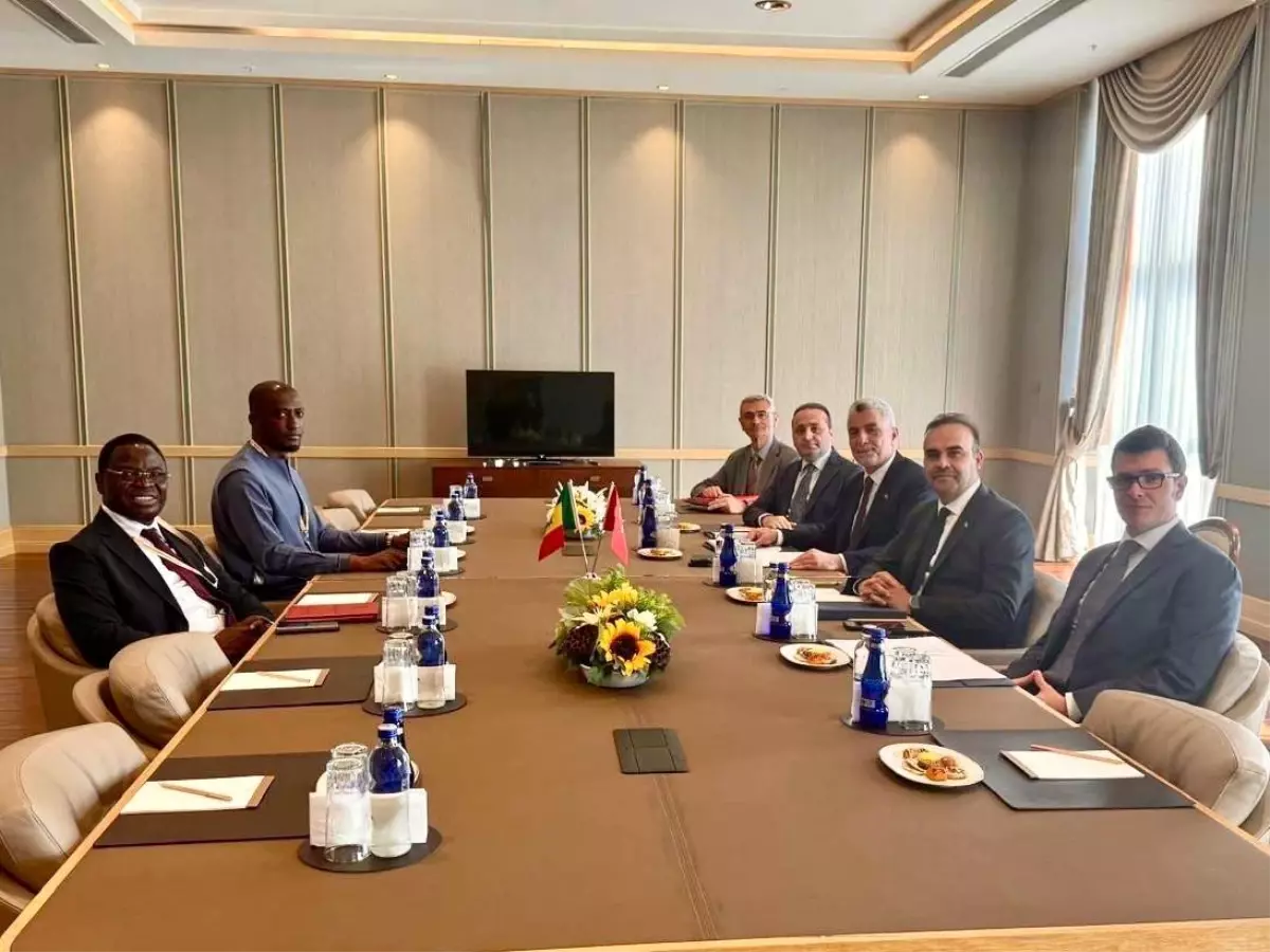Türkiye ve Senegal İlişkileri Güçleniyor