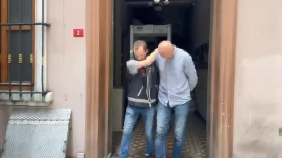 Kediye Şiddet, Silahla Cevap Buldu