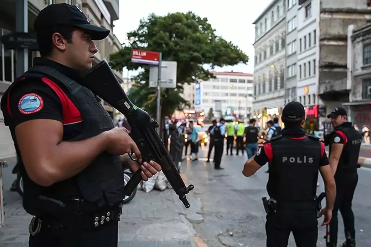 İstanbul\'da suç oranlarında yüzde 9 düşüş