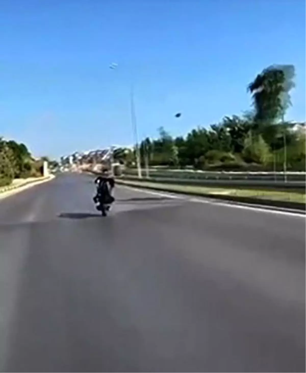 Alanya\'da Tehlikeli Motosiklet Sürücüsüne 20 Bin TL Ceza