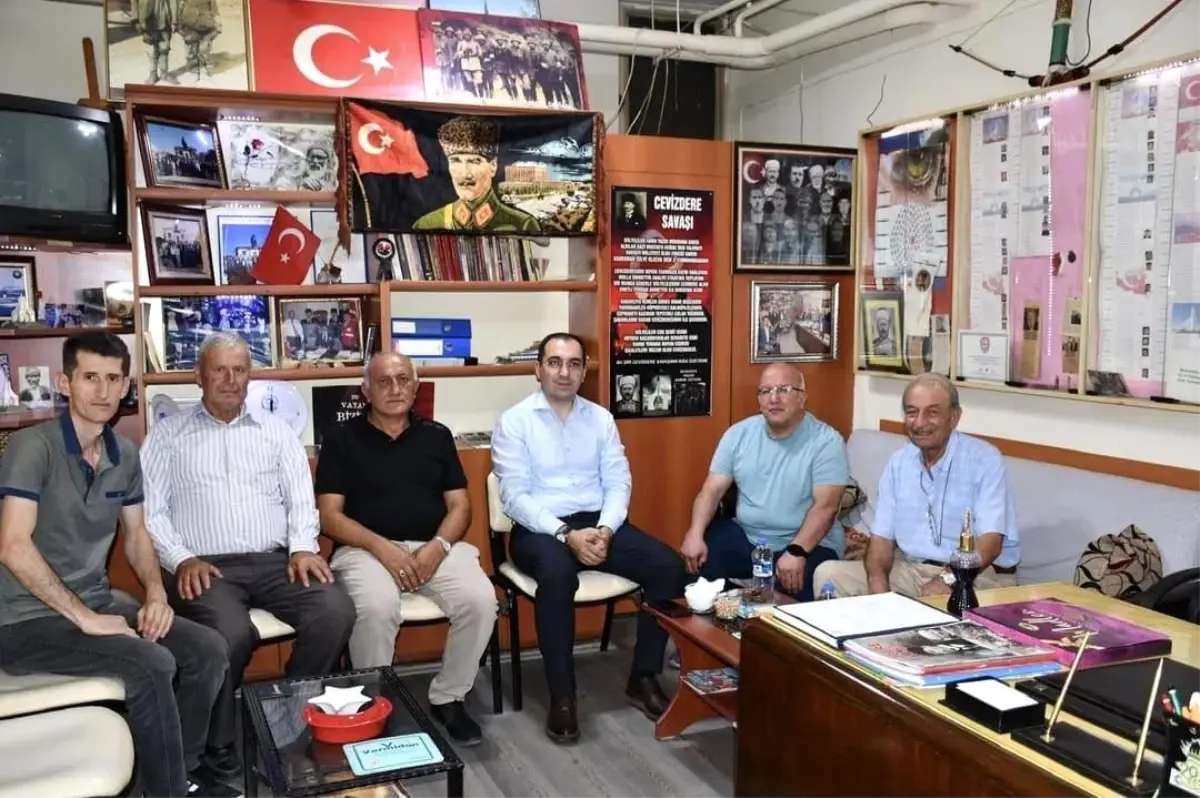 Kaymakam Özdemir\'den Şehit ve Gaziler Derneği\'ne ziyaret