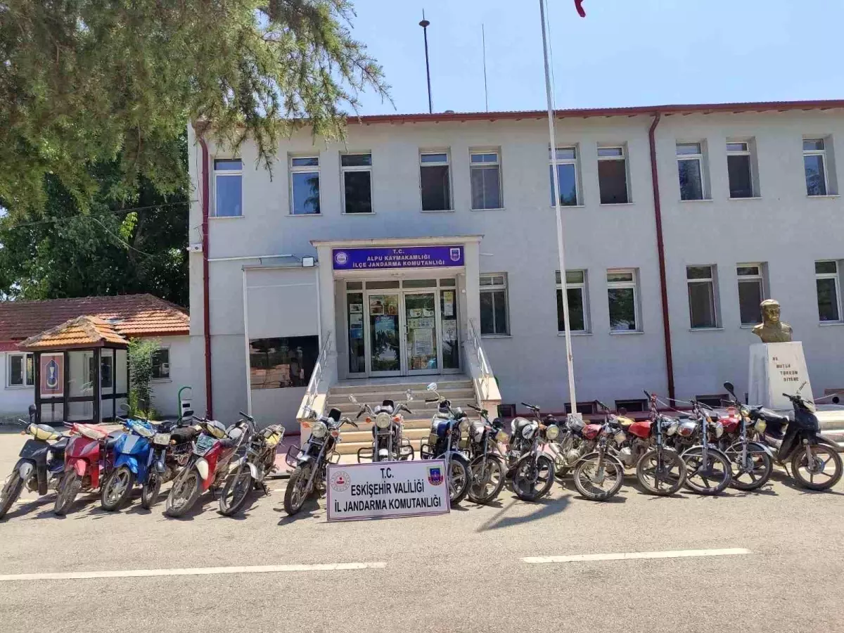 Alpu\'da Motosiklet Operasyonu
