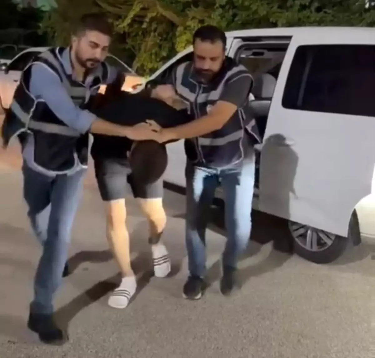 Adana\'da Motosiklet Sürücüsüne Saldırı