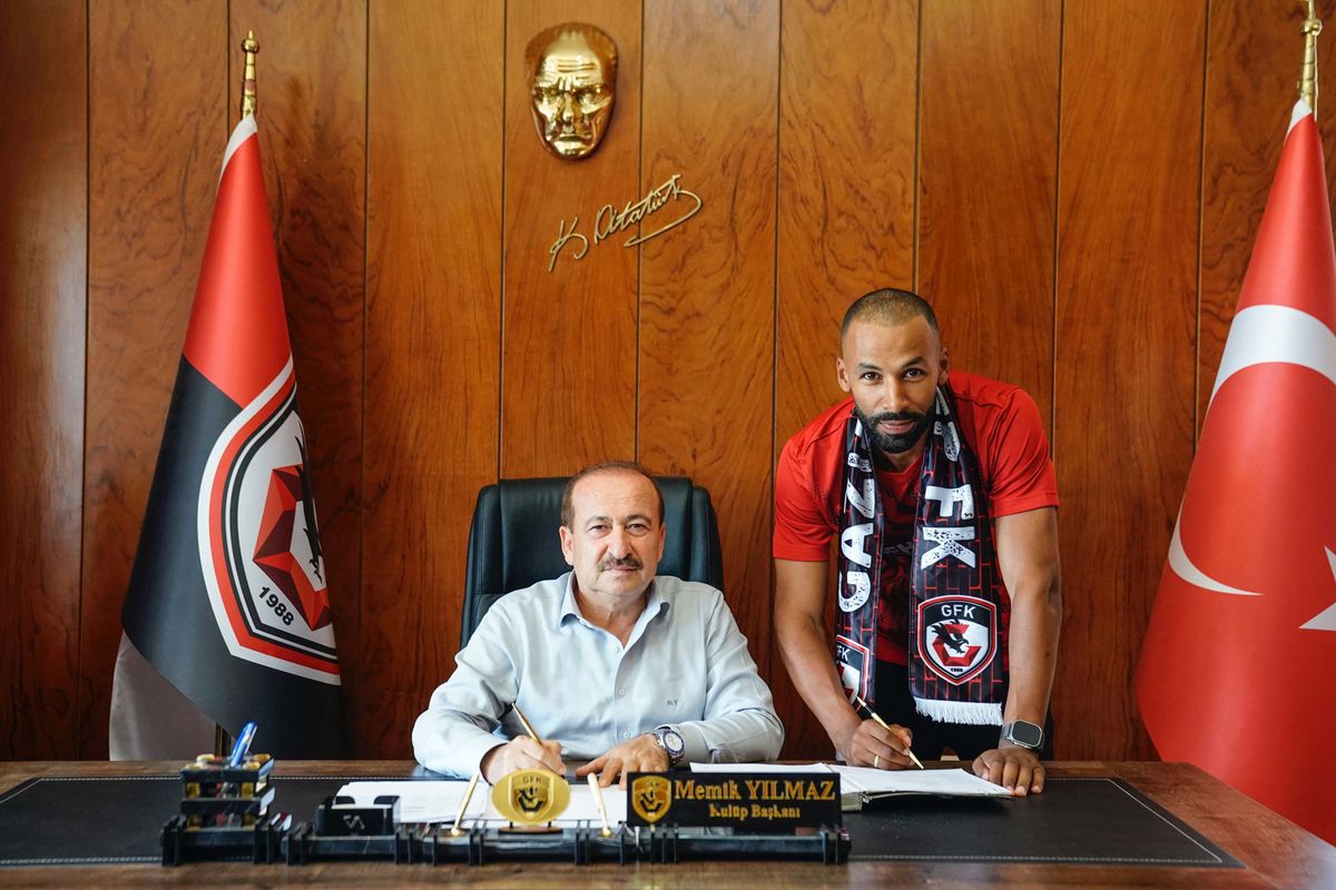 Gaziantep FK, Nazım Sangare\'yi Transfer Etti