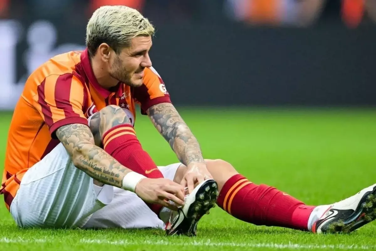 Okan Buruk\'tan Icardi\'ye izin yok