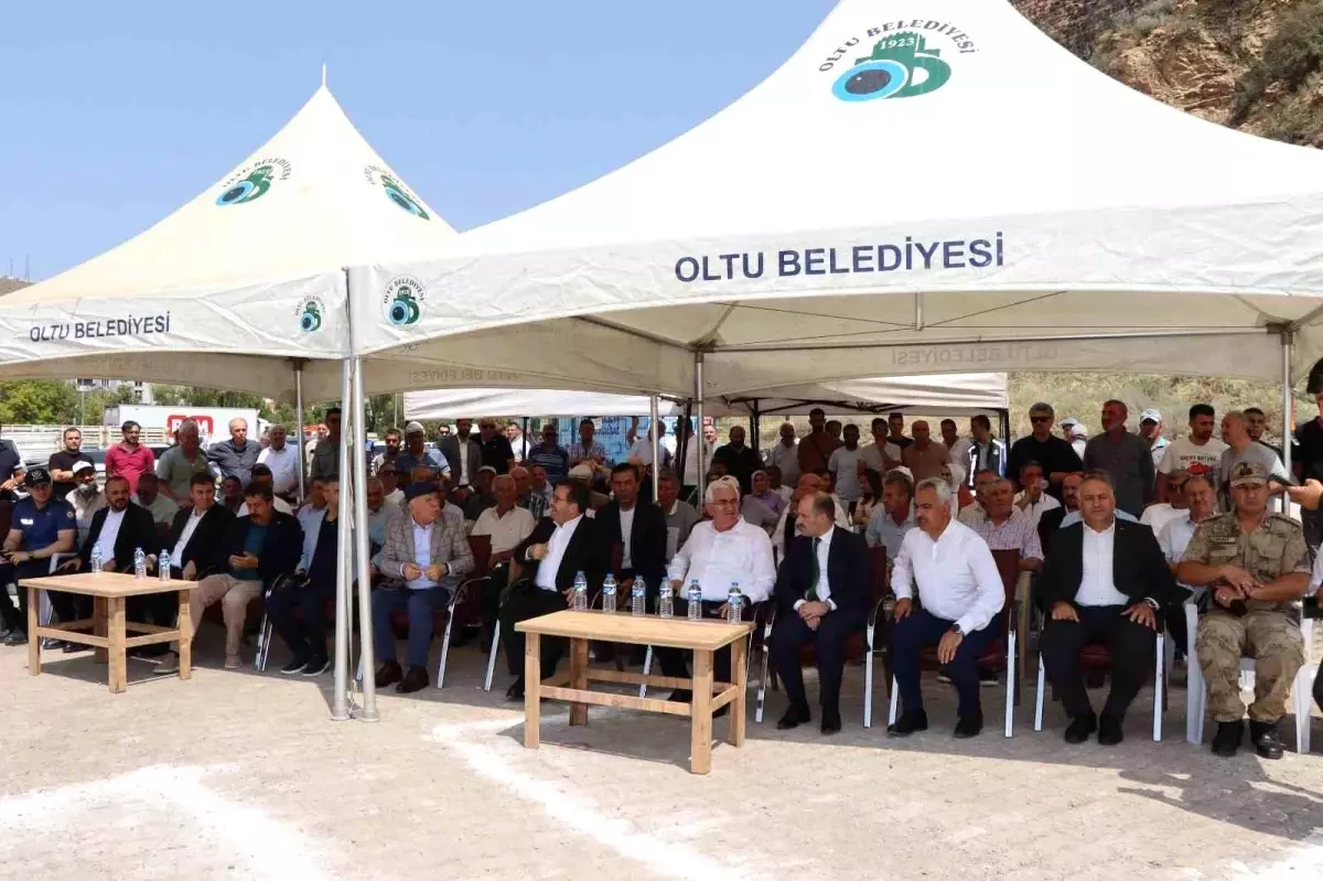 Oltu\'da Kapalı Halk Pazarı\'nın Temeli Atıldı