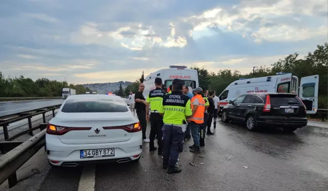 Sakarya'da Zincirleme Kaza: 10 Yaralı