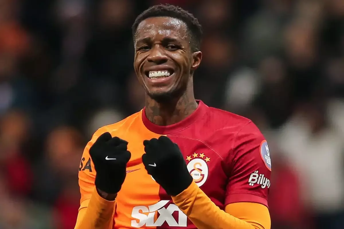 Zaha\'dan olay Galatasaray sözleri: Zaha\'ya karşı nefret kampanyası yürüyor