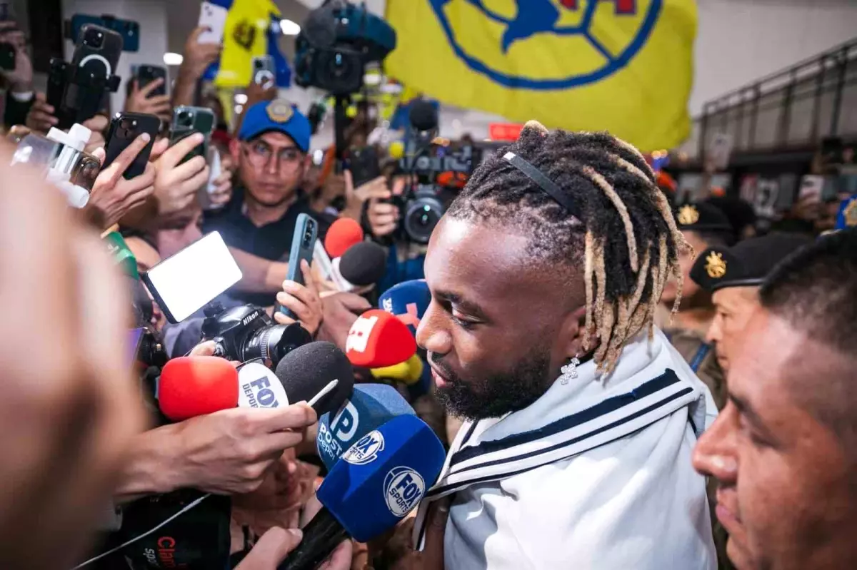 Allan Saint-Maximin Club America\'ya transfer oldu 