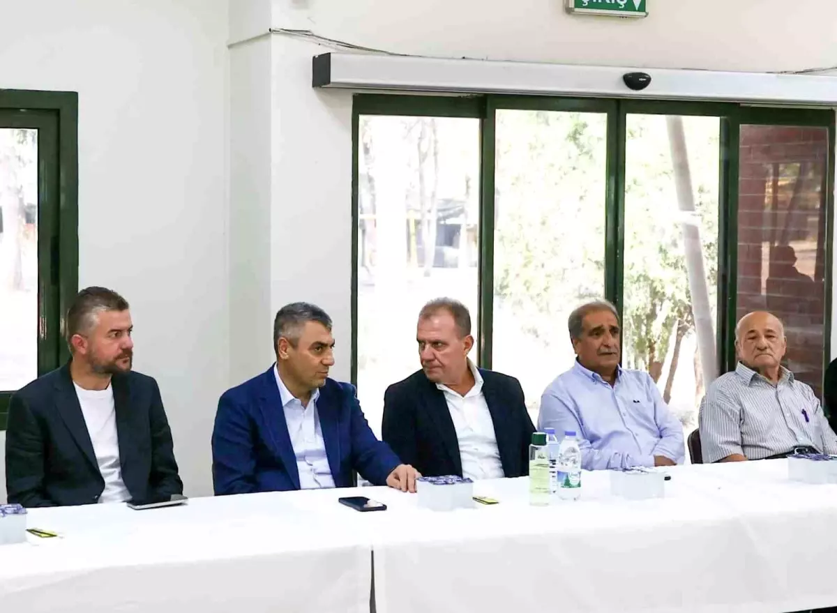 Vahap Seçer\'den Vali Atilla Toros\'un Babasına Taziye Ziyareti