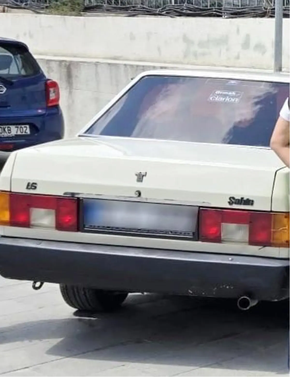 Bahçelievler\'de Trafiği Kesene Cezai İşlem